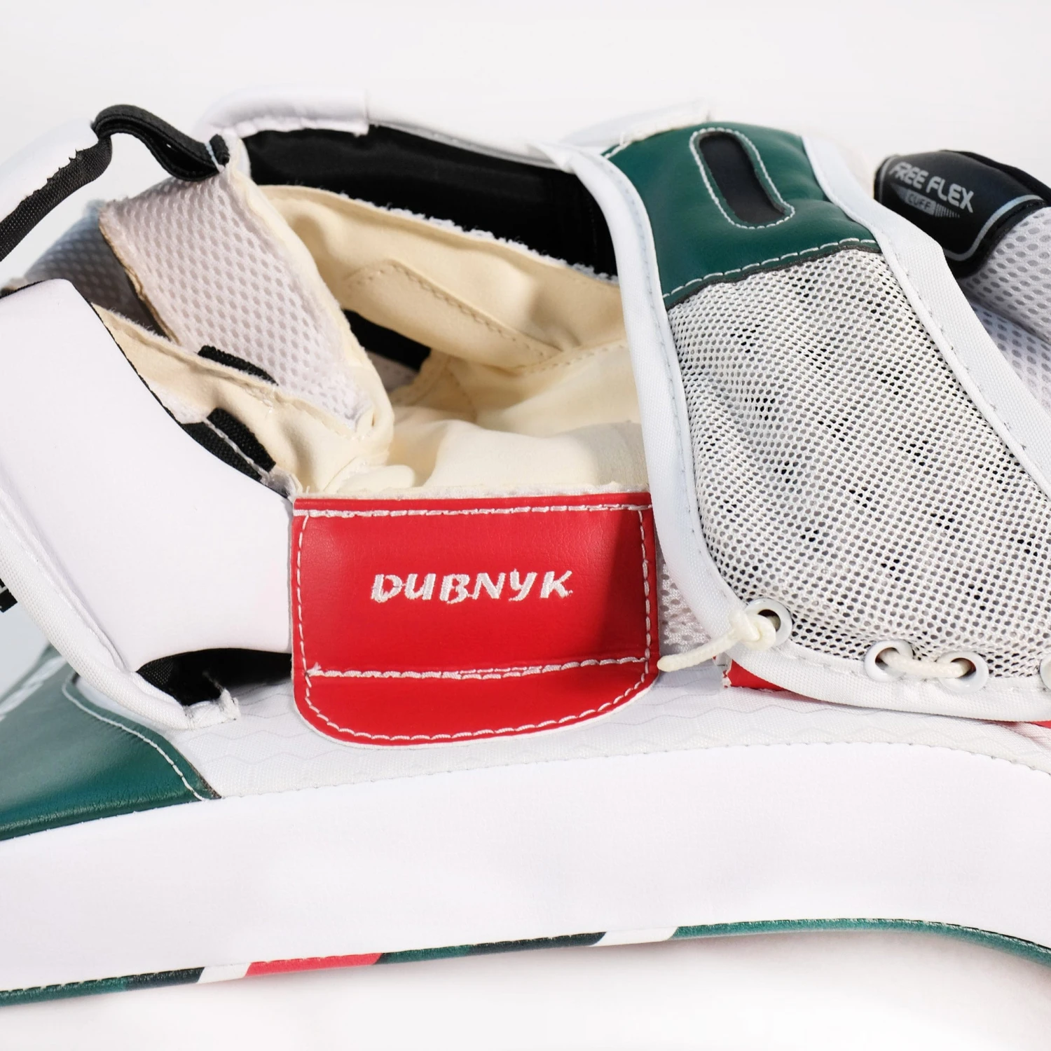 Bauer Vapor NHL Custom Senior Goalie Blocker - Devan Dubnyk 2 Bauer Vapor NHL Custom Senior Goalie Blocker - Devan Dubnyk - Image 2