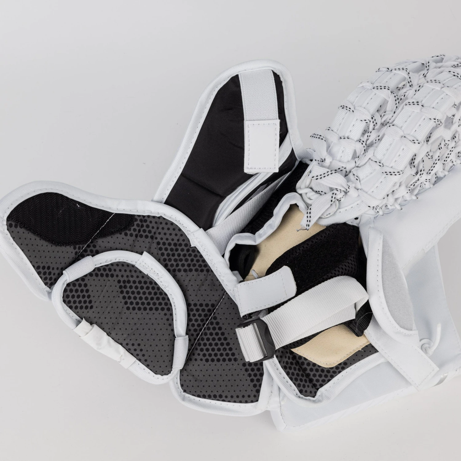 Bauer GSX Junior Goalie Catcher S23 9 Bauer GSX Junior Goalie Catcher S23 - Image 9