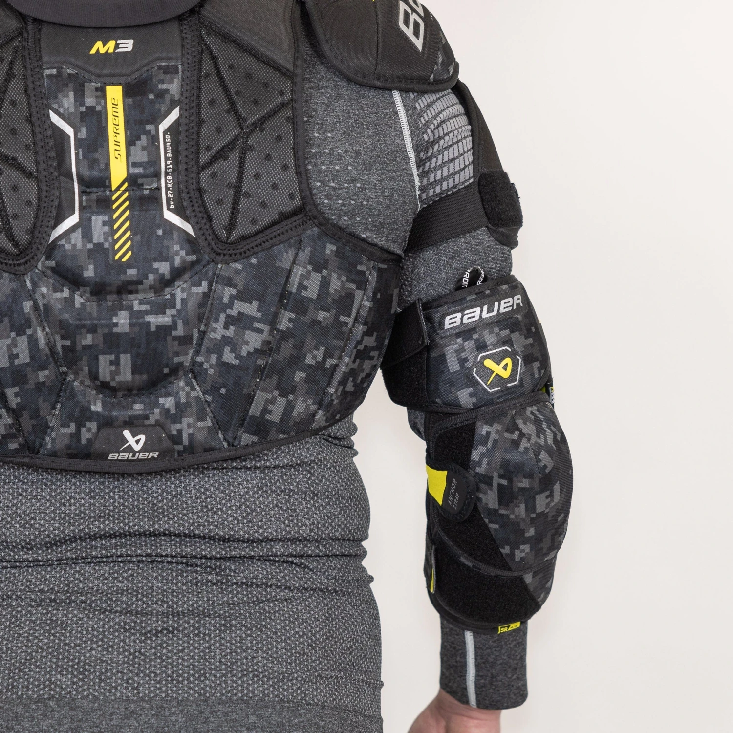 Bauer Supreme M3 Intermediate Hockey Elbow Pads 10 Bauer Supreme M3 Intermediate Hockey Elbow Pads - Image 10