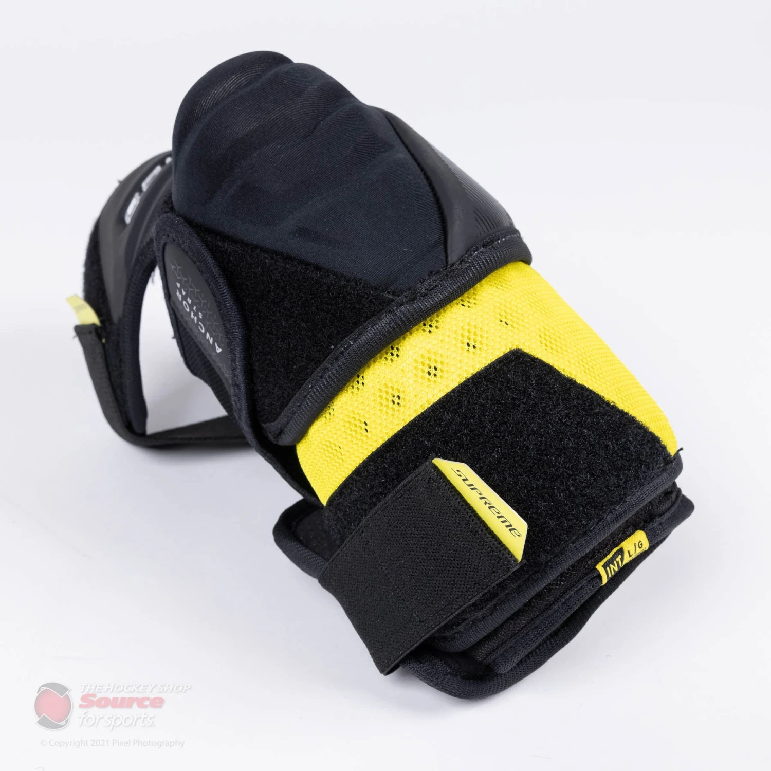 Bauer Supreme UltraSonic Intermediate Hockey Elbow Pads 7 Bauer Supreme UltraSonic Intermediate Hockey Elbow Pads - Image 7