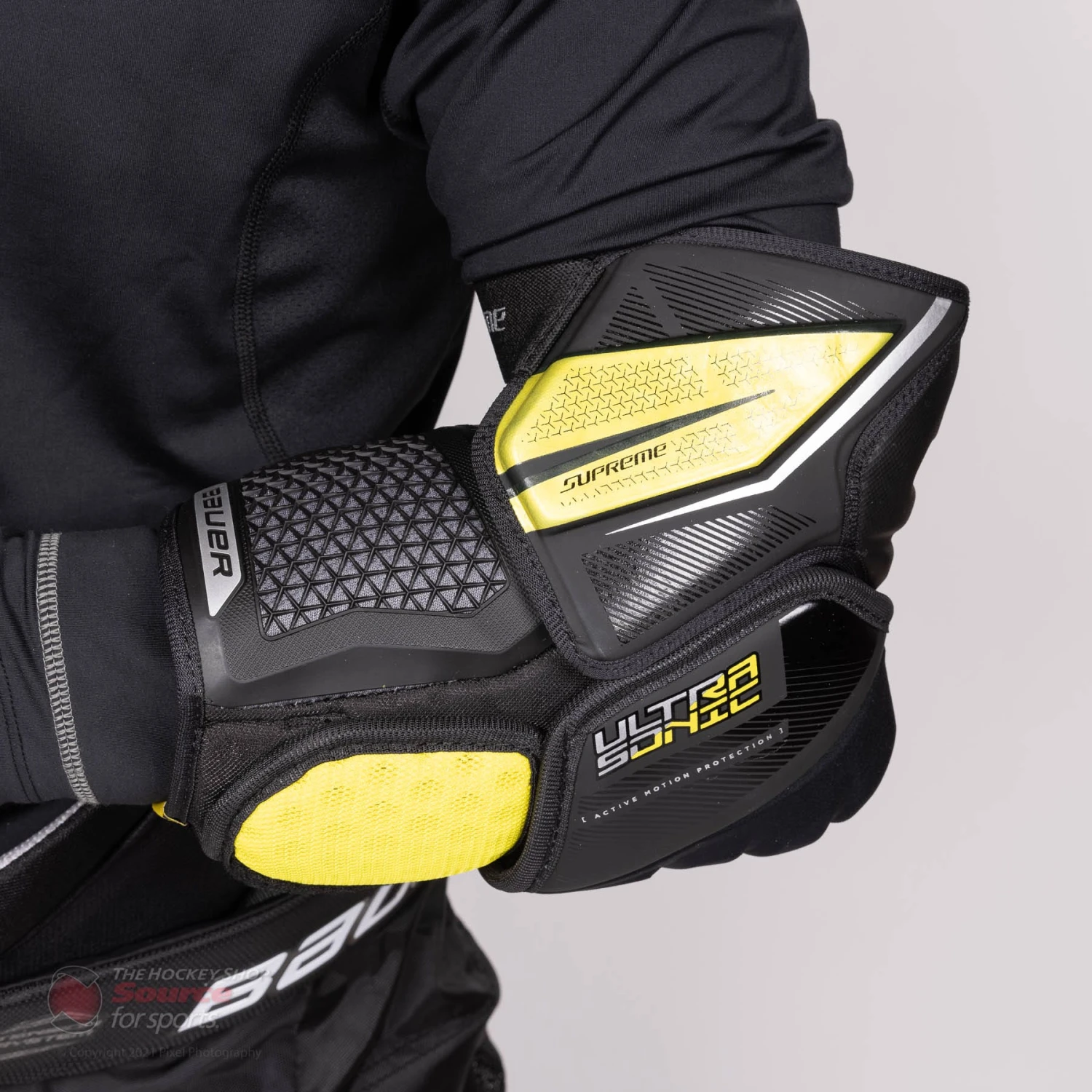 Bauer Supreme UltraSonic Senior Hockey Elbow Pads 7 Bauer Supreme UltraSonic Senior Hockey Elbow Pads - Image 7