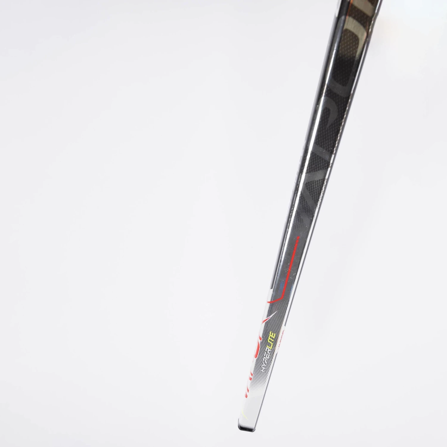 Bauer Vapor HyperLite Junior Hockey Stick - 30 Flex 11 Bauer Vapor HyperLite Junior Hockey Stick - 30 Flex - Image 11