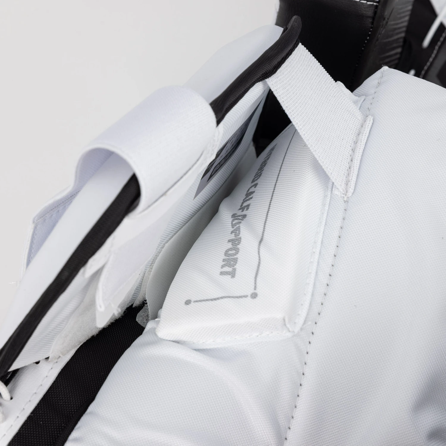 Bauer Vapor X5 Pro Intermediate Goalie Leg Pads 9 Bauer Vapor X5 Pro Intermediate Goalie Leg Pads - Image 9