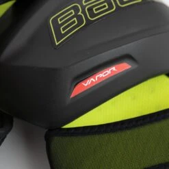 Bauer Vapor Hyperlite Junior Hockey Shoulder Pads 38 Bauer Vapor Hyperlite Junior Hockey Shoulder Pads -Bauer Sale Store bauer shoulder pads bauer vapor hyperlite junior hockey shoulder pads 29086236901442