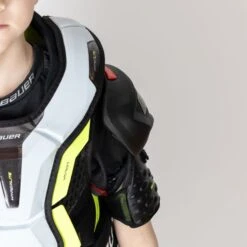 Bauer Vapor Hyperlite Junior Hockey Shoulder Pads 27 Bauer Vapor Hyperlite Junior Hockey Shoulder Pads -Bauer Sale Store bauer shoulder pads bauer vapor hyperlite junior hockey shoulder pads 29086238048322